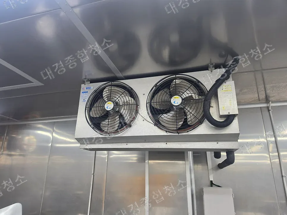 화성 유니트쿨러 청소 업체, 송풍팬뿐 아니라 내부 찌든 때와 분진까지 완전 제거