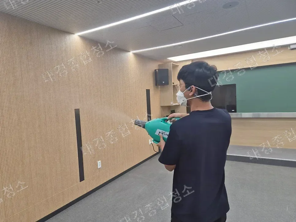 냄새 제거 공법 비교 – 화재, 담배, 반려동물 냄새까지 싹!|대경종합청소
