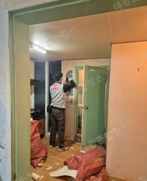 주안 쓰레기집청소 비용 반지하 철거 후 냄새 및 악취제꺼까지 진행